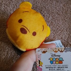 Miniature Winnie the Pooh Disney Tsum Tsum NWT